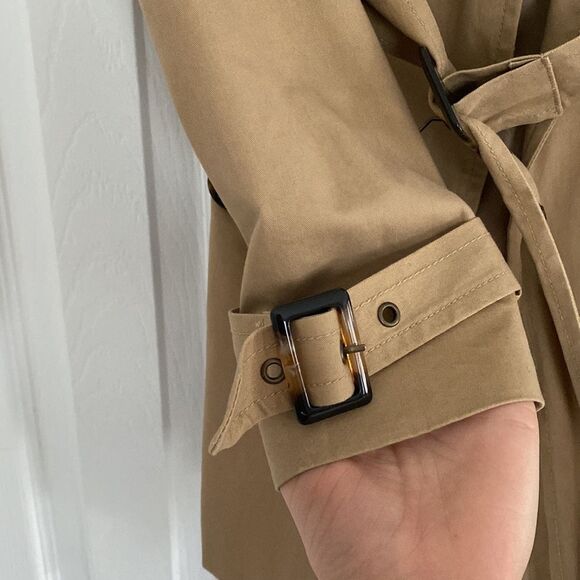 European tan trench coat - Picture 4 of 5